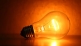 Substituição de lâmpadas incandescentes estimula o consumo de energia eficiente, diz Fecomércio